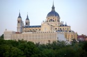 Catedral-de-la-almudena-1